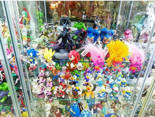 Figuras de juguete y colección