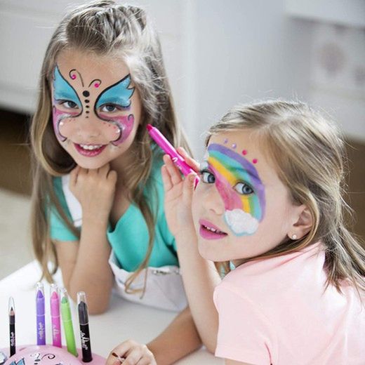 Maquillaje y tocadores de juguete