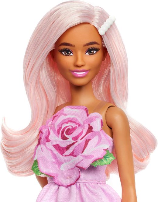 Poupée Barbie vêtue de rose