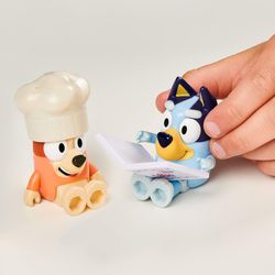 Bluey - Confezione da 2 personaggi di ristoranti fantasiosi
