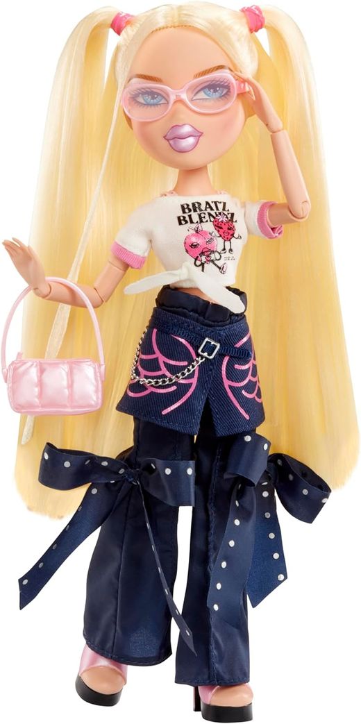 Bratz Stylin´ Chloe Fashion Doll with T-shirt