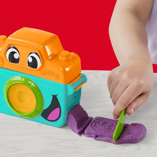 Ensemble de photos amusantes avec de la pâte à modeler Play-Doh