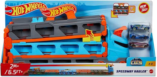 Hot Wheels Convertible Transport Truck auf der Strecke
