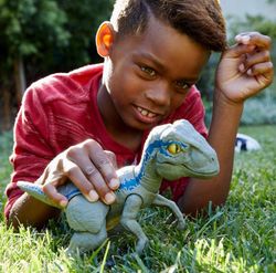 Jurassic World Baby Blue Dino Velociraptor