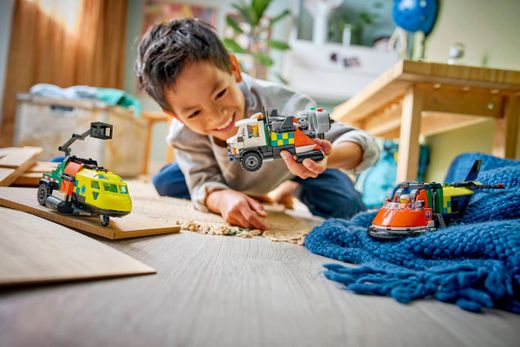 Lego City - Remix: Aereo, Camion Tecnologico e Hovercraft