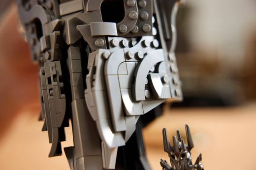 Lego Icons - The Lord of the Rings: Helmet of Sauron