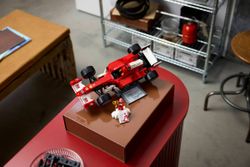Ícones Lego - Ferrari F2004 e Michael Schumacher
