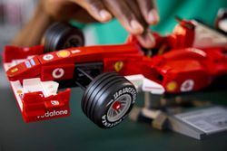 Ícones Lego - Ferrari F2004 e Michael Schumacher