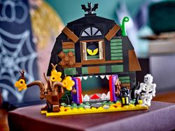 Lego Icons - Halloween Barn