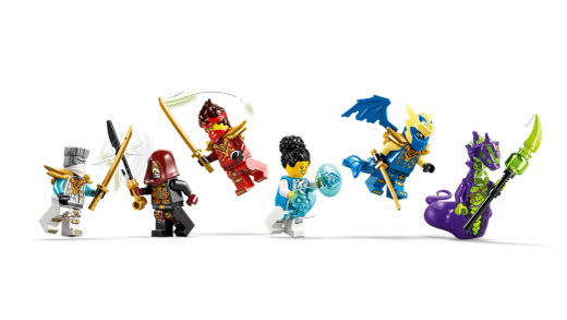 Lego Ninjago - Battaglia tra veicoli Ninja vicino alla casa sull'albero