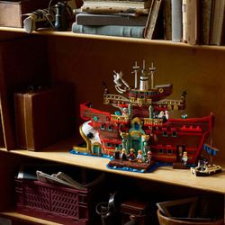 Плавучий ресторан Lego One Piece Baratie