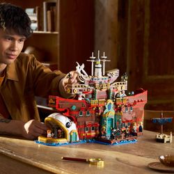 Плавучий ресторан Lego One Piece Baratie