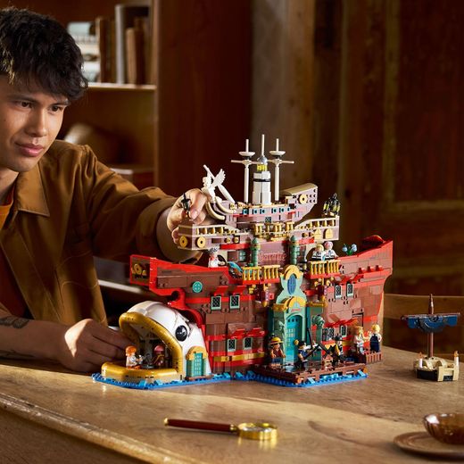 Плавучий ресторан Lego One Piece Baratie