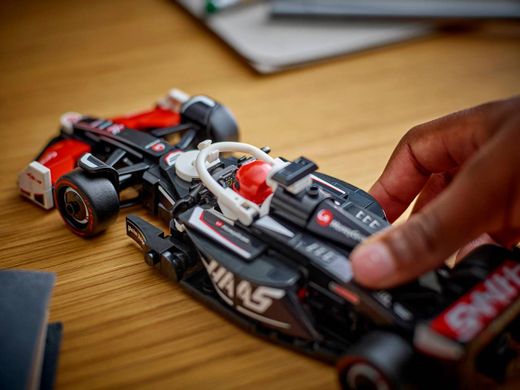 Lego Speed ​​Champions - MoneyGram Haas F1® Team VF-24 Racing Car