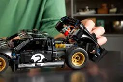 Lego Technic - Auto da corsa Ford GT40 MKII del 1966