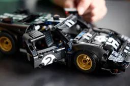 Lego Technic - Auto da corsa Ford GT40 MKII del 1966