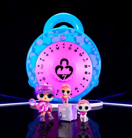 LOL. Сюрприз — полная распаковка серии Eye Spy