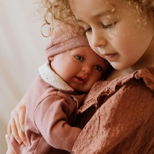 Muñeca Reborn 45 Cm Mia con Saco de Dormir - Arias