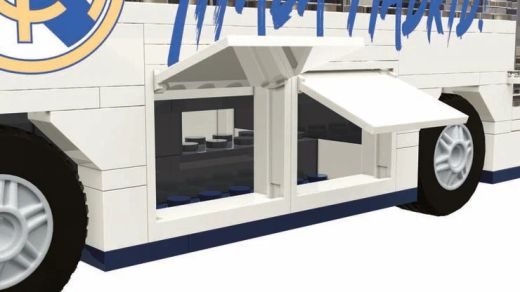 Jeu de construction de bus du Real Madrid C.F. - 488 pièces, 28 cm, avec 3 figurines - Licence officielle - Neko Brands