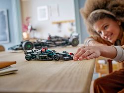 Speed ​​Champions - Voiture de course Mercedes-AMG F1® W15