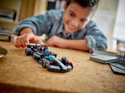 Speed ​​Champions - Voiture de course Mercedes-AMG F1® W15